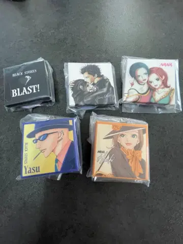 NANA CD풍 아크릴 참 가챠가챠