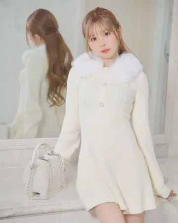 퍼 카라 니트 원피스