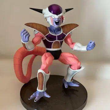 드래곤볼 Z 조형천하제일무도회 프리저 피규어 하자품