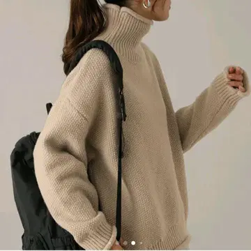 HUG.U 하그유 사슴 무늬 니트 터틀넥 L 사이즈 애쉬 베이지