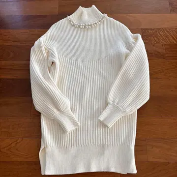 시몬 로샤 펄 비쥬 니트