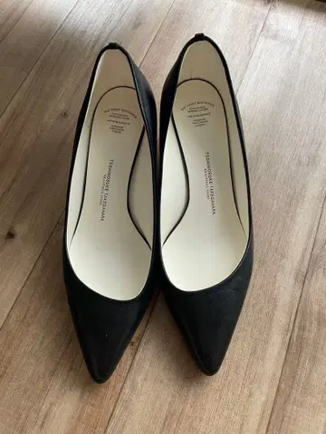 beautiful shoes 블랙 가죽 스틸레토 펌프스 23cm