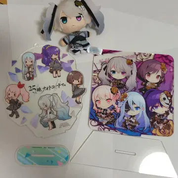 프로세카 25시, 나이트 코드에서. 아크릴 스탠드 & 니고미쿠 봉제 인형