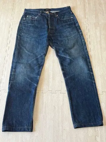 APC 데님 CURE W29 색빠짐 양호 아페쎄