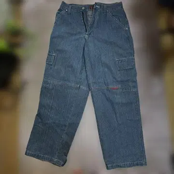 다크 블루 카고 팬츠 포켓 부착