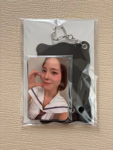 NiziU 팬클럽 갱신 혜택 트레이딩 카드 키링