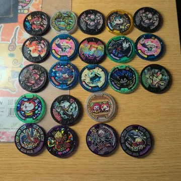 요괴워치 메달 x 18개 엔마 메달 x 4개