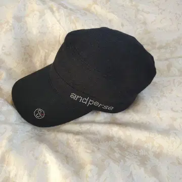 archivio 스톤 장식 블랙 캡