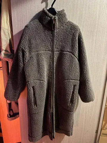 뷰티 앤 유스 보아 코트