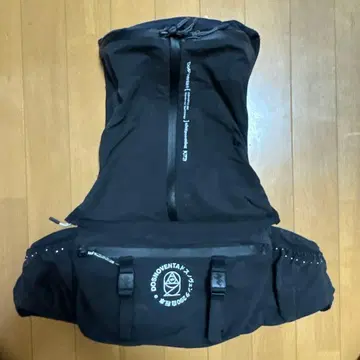 Dosnoventa 202 Vest