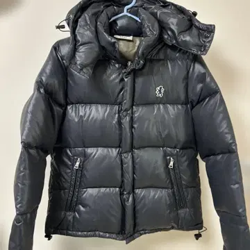 짐플렉스 후드 부착 블랙 다운 자켓