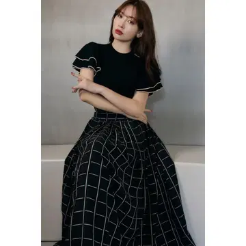 herlipto Checked Jacquard Volume Skirt S