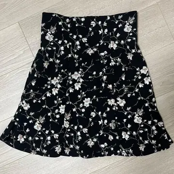 스나이델 바리에 프린트 스카 숏 팬츠 (BLK-1)