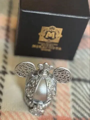 디즈니 호텔 미라코스타 미키 왕관 페이퍼 웨이트