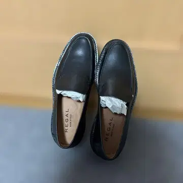 REGAL 블랙 가죽 로퍼