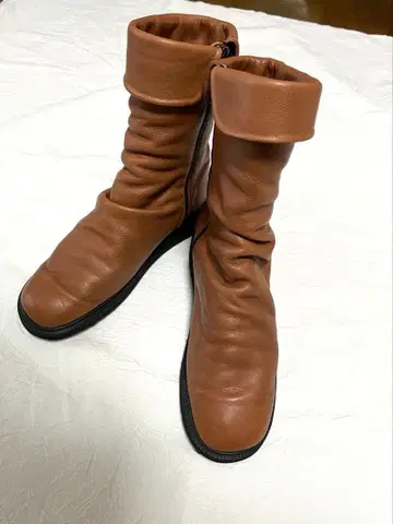 24.5cm 브라운 가죽 부츠 지퍼 포함