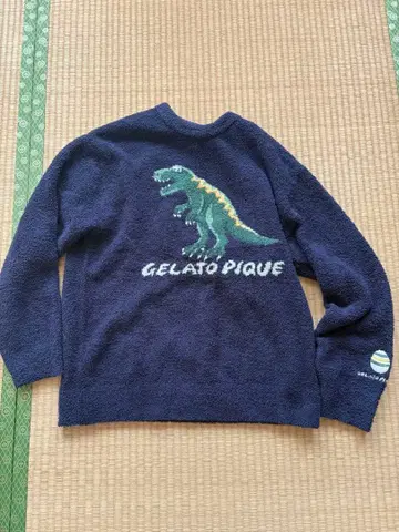 GELATO PIQUE 공룡 프린트 트레이닝복 M 사이즈