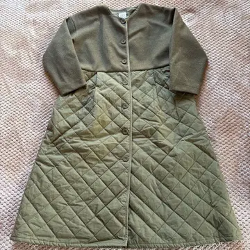 사만사 모스모스 Samansa Mos2 퀼트 절개 코트 노카라 코트