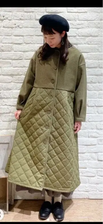 사만사 모스모스 Samansa Mos2 퀼트 절개 코트 노카라 코트