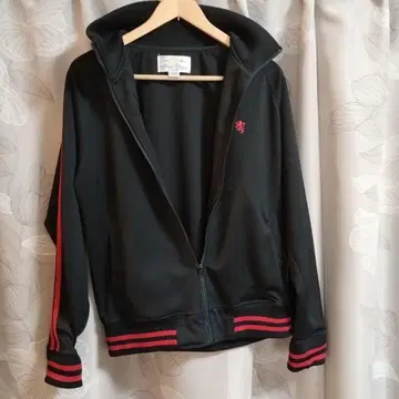 풀집업 자켓 블랙 레드 스트라이프