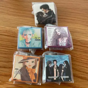 NANA CD풍 아크릴 참 캡슐 토이 세트 5개