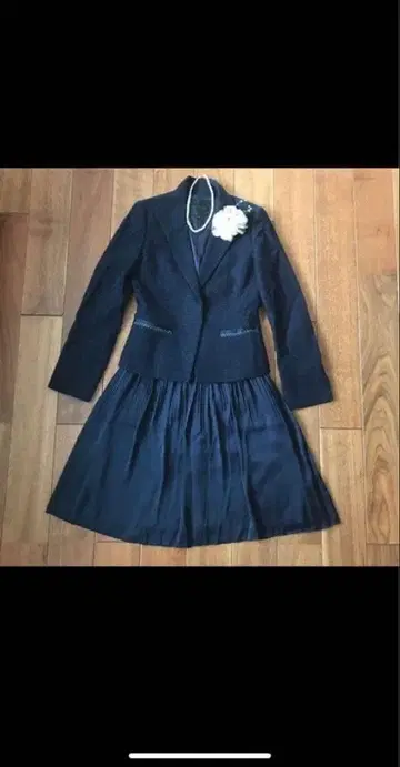 연말연시 세일 언타이틀 세레모니 수트 엄마 여성 수트