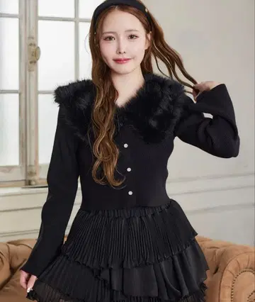 one after another NICE CLAUP 카라 퍼 니트