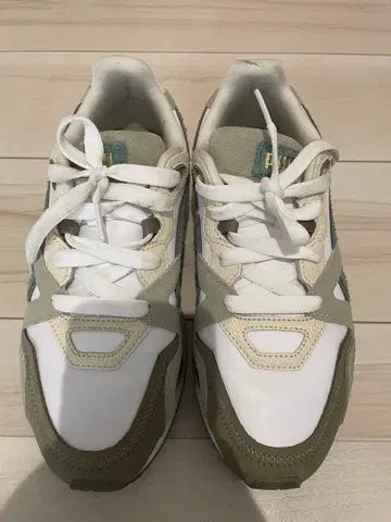 PUMA 스니커즈 화이트/그레이/그린