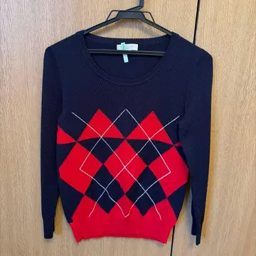 아가일 무늬 긴팔 니트 스웨터 사이즈 36