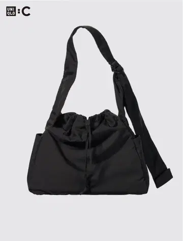 UNIQLO 블랙 소프트 퍼피 숄더백