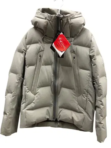 데상트 올웨이즈 라인 미즈사와 다운 마운테니어 다운 자켓