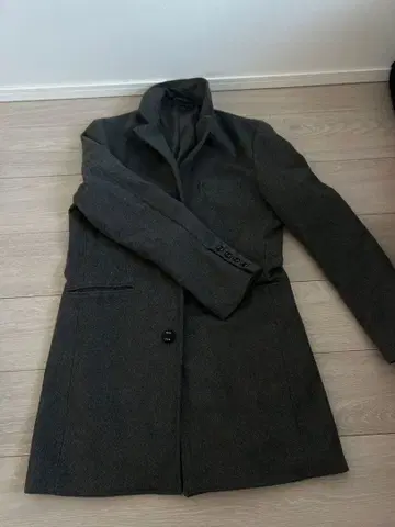 그레이 싱글 버튼 체스터 코트 M 사이즈