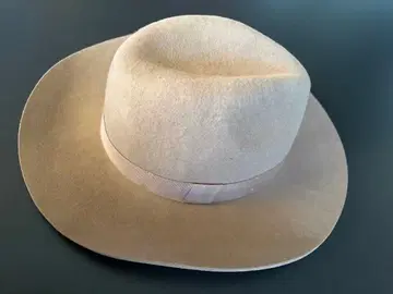 베이지 펠트 햇 그로그랭 리본