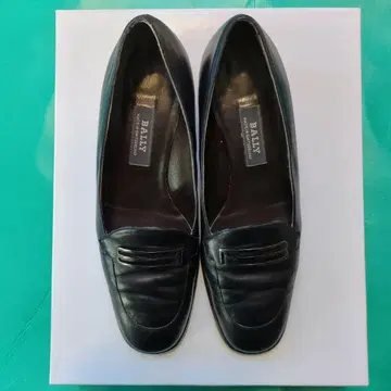 [새상품급] BALLY 로퍼 펌프스 힐 블랙 실버 금장 장식 천연 가죽
