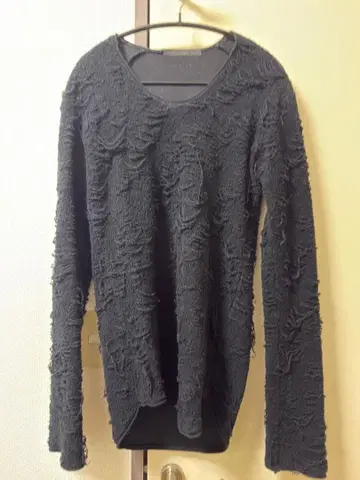 JULIUS 율리우스 데미지 가공 니트 자카드 crack기 일본제