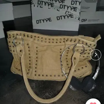 DTYYPE 도타입 빈티지풍 스터드 라인 핸드백