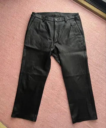 블랙 가죽 팬츠 허리 90cm