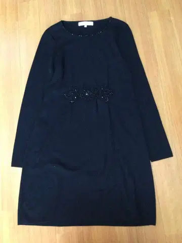 슈퍼 뷰티 비쥬 부착 니트 원피스 42 블랙 블랙