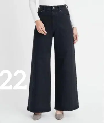 새상품 야누크 와이드 플레어 OBK 22