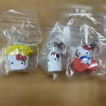 헬로키티 아메리칸 디자인 메지루시 액세서리 감자 밀크 리본