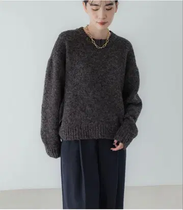 crewre [ 사이즈 3 ] 믹스얀 크루넥 니트