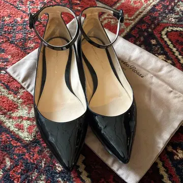 [ 컨디션 최상 ] 지안비토 로시 앵클 스트랩 펌프스