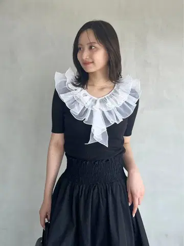 스나이델 snidel 프릴 칼라 컷 풀오버