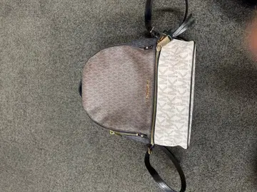 MICHAEL KORS 마이클코어스 백팩 모노그램