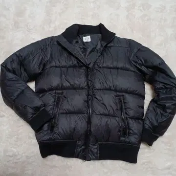GAP 블랙 다운 자켓 165/88A