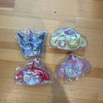 패키지 참 폼폼푸딩 마이멜로디 쿠로미 키링 4개 세트