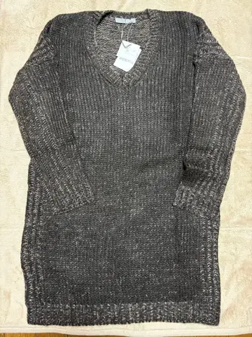 theory luxe 브라운 V넥 니트 스웨터 38 미사용 택 포함