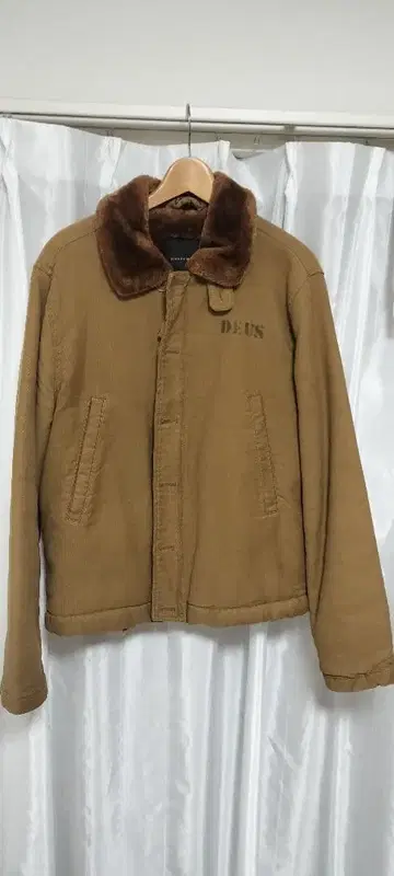 DEUS EX MACHINA 밀리터리 자켓 브라운