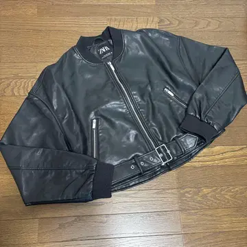 [새상품급] ZARA 자라 인조 가죽 크롭 라이더 봄버 자켓