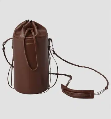 새상품 08sircus 제로에이트서커스 가죽 버킷 숄더백